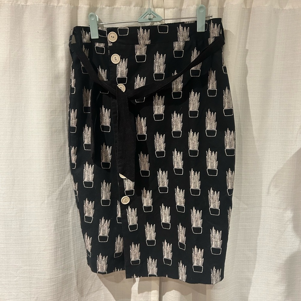 Black Button-Down Skirt with Plant Print